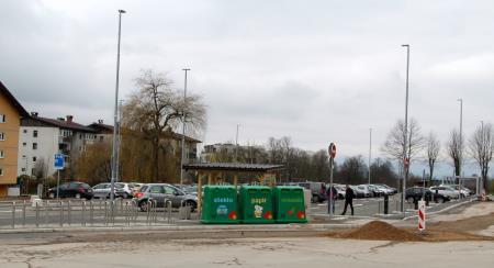P+R ekološki otok in avtobusno postajališče